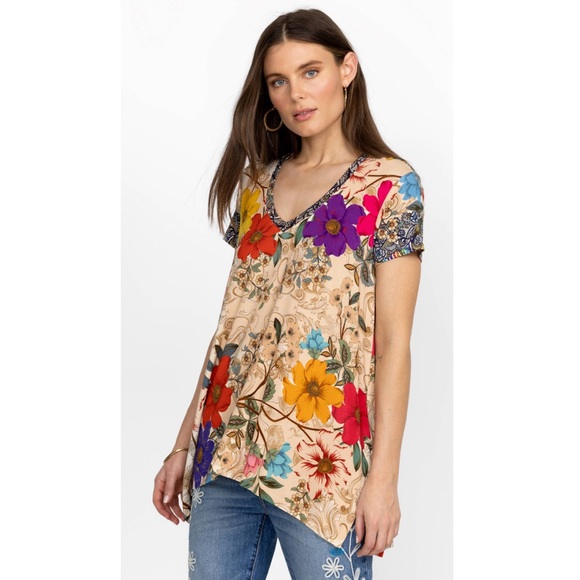 Johnny Was Archibal Drape Tee - Picture 2 of 5